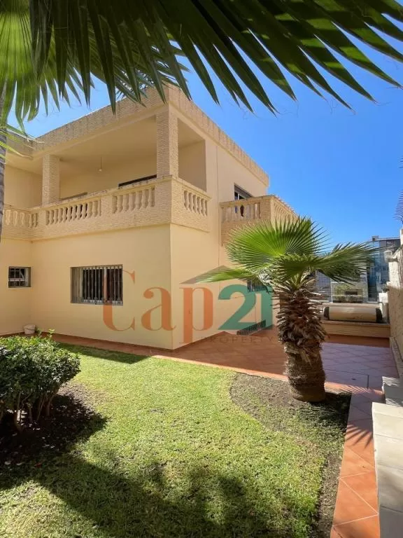 Villa centre vu mer