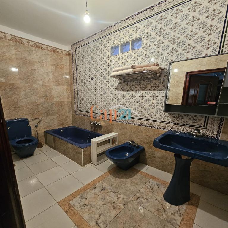 Bel Appartement à louer Moujahidine avec terrasse