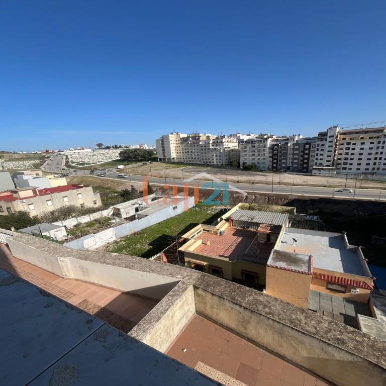 Bel Appartement à louer Moujahidine avec terrasse