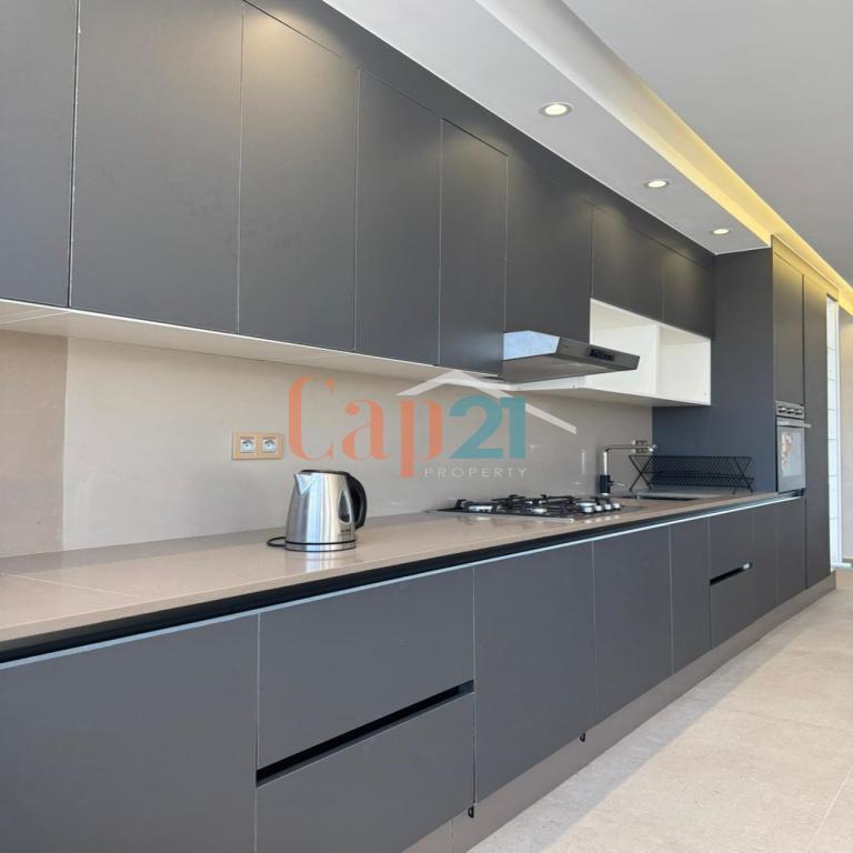 Magnifique appatement à louer avec piscine Mnar