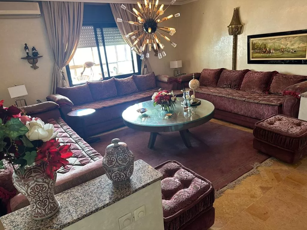 Joli appartement à Iberia en vente