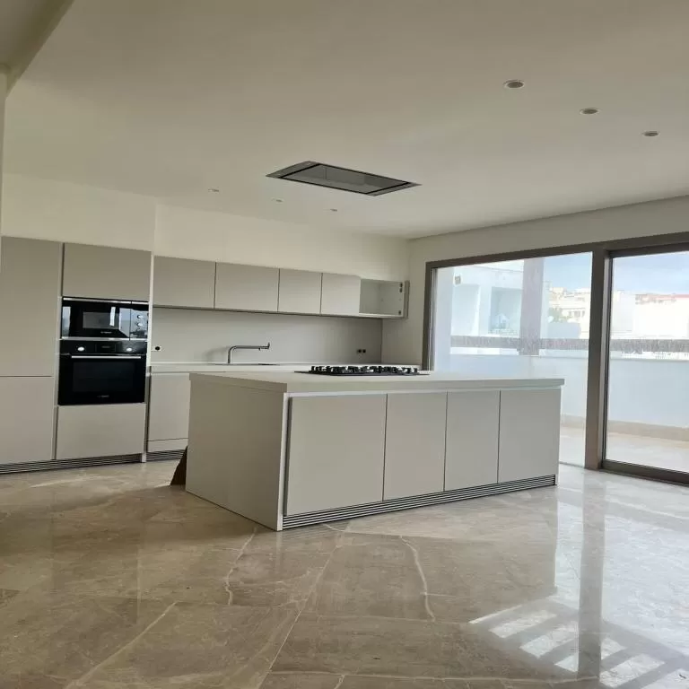 Duplex avec piscine en vente au Golf