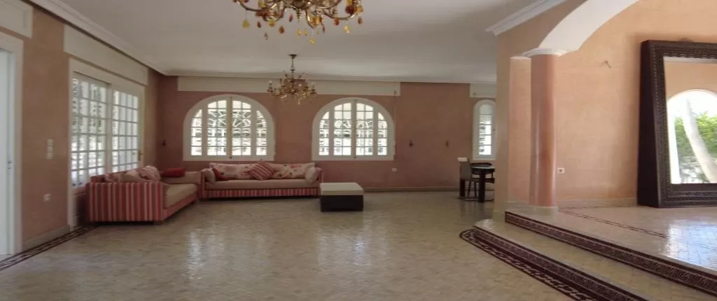 Villa au style arabesque avec jardin à BOUBANA