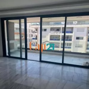 Tanger : Appartement haut standing à louer Sania Malabata