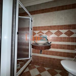 Appartement à louer avec terrasse à Rmilat