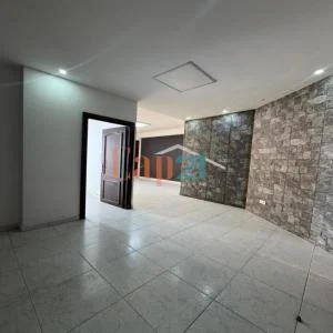 Plateau Bureau 80m² À Louer Au Boulevard